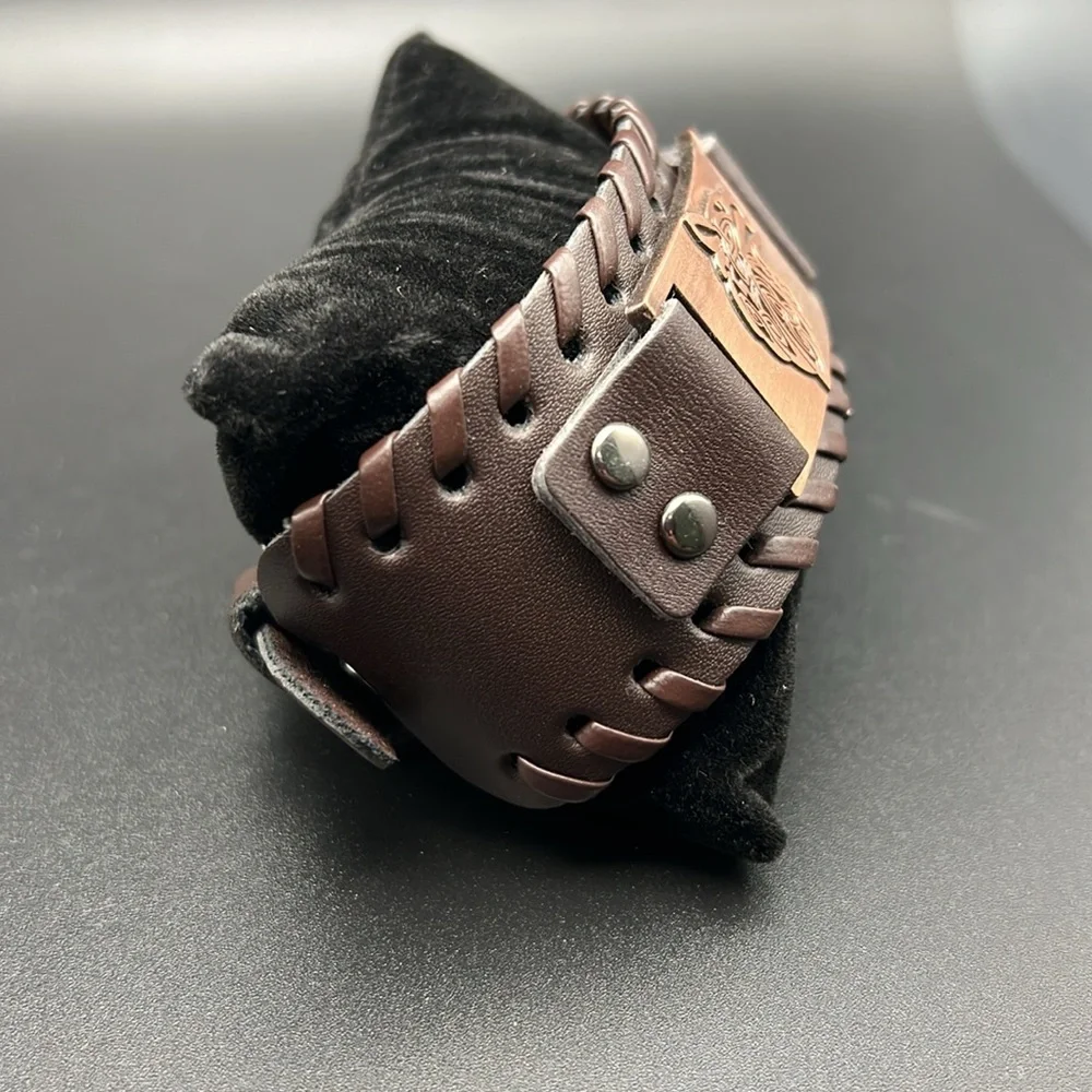 PRICE IS FIRM - Handmade Bronze Wolf Faux Leather Bracelet - Picture 4 of 7